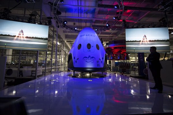 dragon_landing-3306192