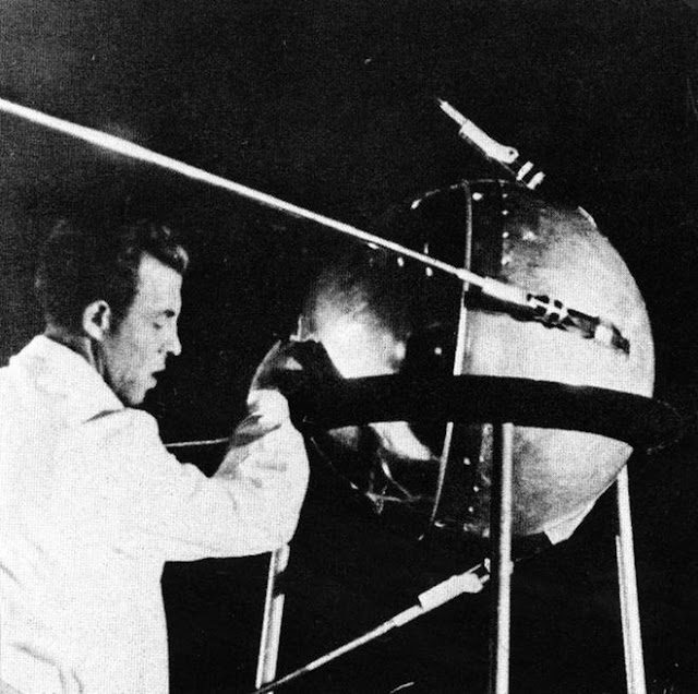 sputnik-soviet-space-race-8558115