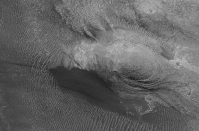 mars-pareidolia-04-670x440-130530-7737033