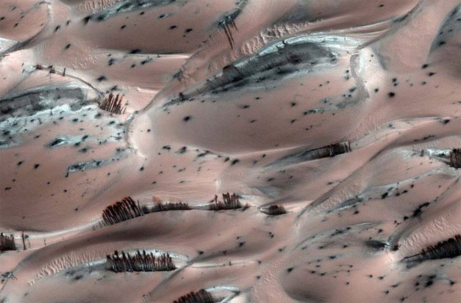 mars-pareidolia-10-670x440-130530-9656115