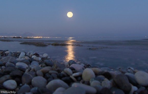 supermoon_8-10-2014_mellissa-briley-loutraki-greece-e1407757986532-9625152
