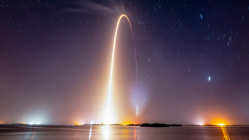 SpaceX Launches 28 Starlink Satellites in First of Saturday’s Twin Missions