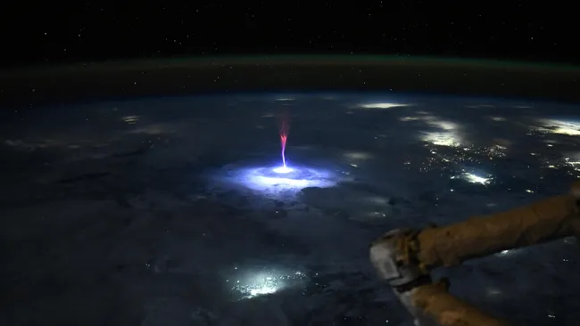 NASA Astronaut Captures Rare Sprite Phenomenon from ISS Over Mexico