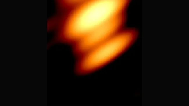 two-black-holes-in-orbit-around-each-other